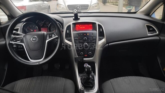 Opel Astra 2011, 295,000 km - 1.3 л - Bakı