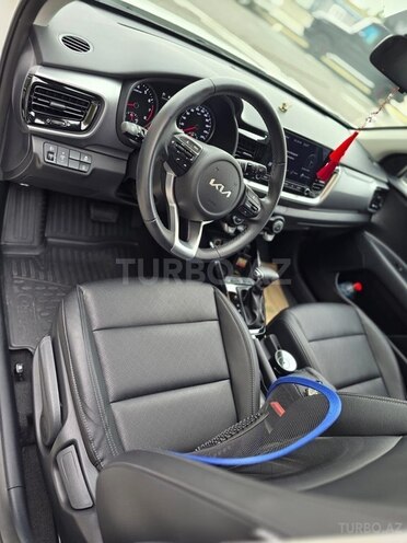 Kia Stonic 2023, 10,000 km - 1.4 l - Bakı