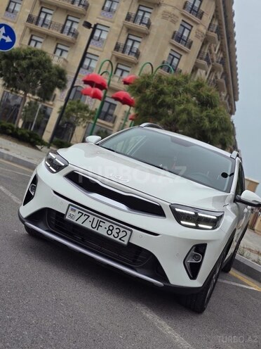 Kia Stonic 2023, 10,000 km - 1.4 l - Bakı