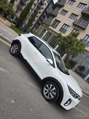Kia Stonic 2023, 10,000 km - 1.4 l - Bakı