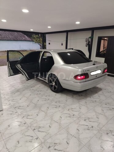 Mercedes E 220 d 1999, 360,000 km - 2.2 l - Astara