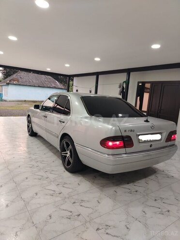 Mercedes E 220 d 1999, 360,000 km - 2.2 l - Astara