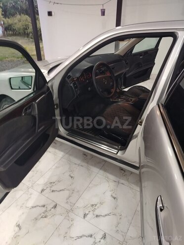 Mercedes E 220 d 1999, 360,000 km - 2.2 l - Astara