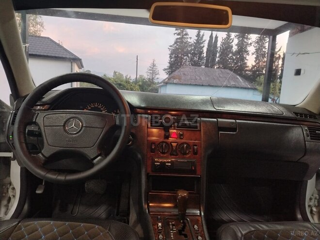 Mercedes E 220 d 1999, 360,000 km - 2.2 l - Astara