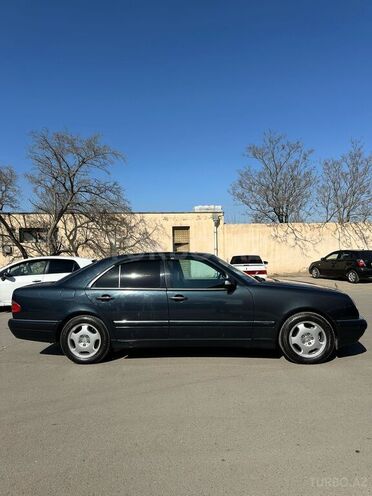 Mercedes E 240 1999, 356,899 km - 2.4 l - Gəncə