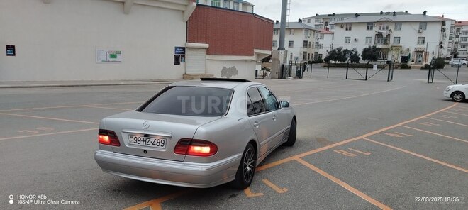 Mercedes E 280 2001, 343,308 km - 2.8 l - Bakı