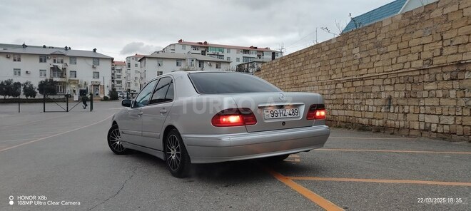 Mercedes E 280 2001, 343,308 km - 2.8 l - Bakı