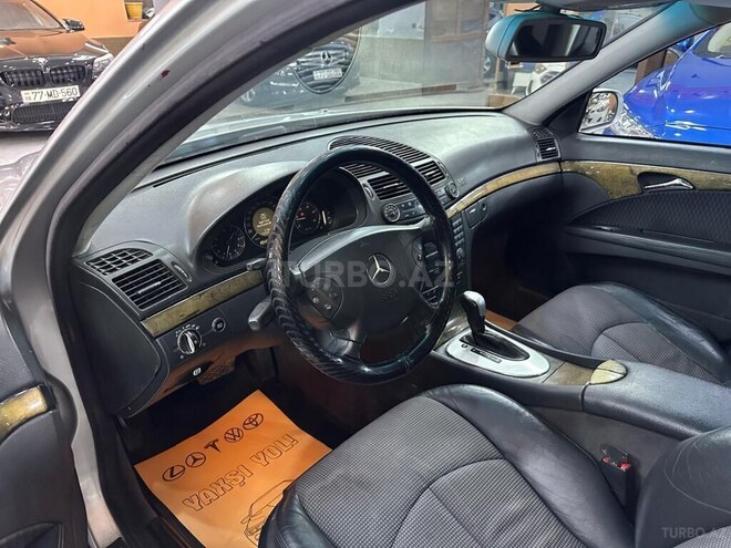 Mercedes E 270 2003, 282,566 km - 2.7 l - Xırdalan
