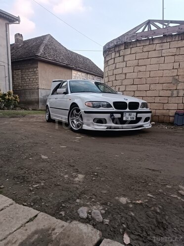 BMW 320 2002, 290,000 km - 2.2 л - Masallı