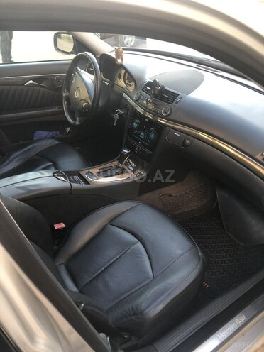 Mercedes E 270 2002, 470,000 km - 2.7 l - Sumqayıt