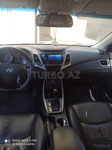 Hyundai Avante 2014, 203,000 km - 1.6 л - Bakı