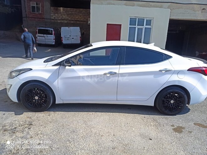Hyundai Avante 2014, 203,000 km - 1.6 л - Bakı
