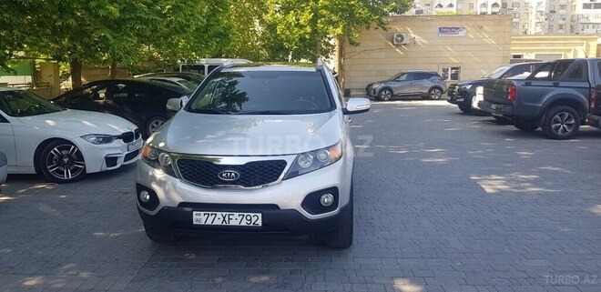 Kia Sorento 2011, 230,000 km - 2.0 л - Bakı