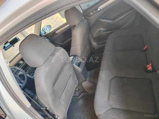 Volkswagen Passat 2011, 192 km - 2.5 l - Bakı