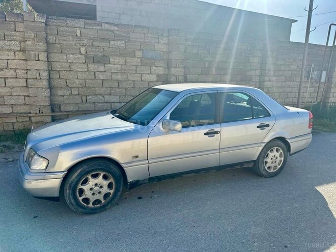Mercedes C 200 1995, 672,000 km - 2.0 l - Bakı