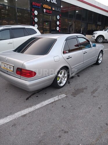 Mercedes E 220 d 1998, 398,000 km - 2.2 l - Bakı