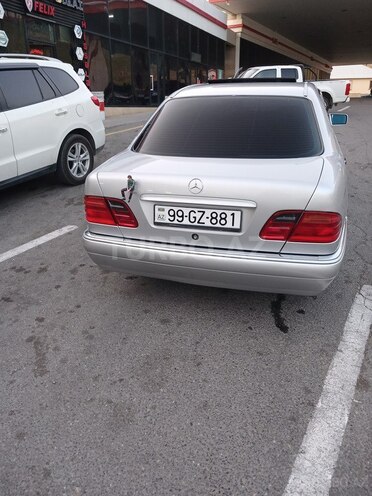 Mercedes E 220 d 1998, 398,000 km - 2.2 l - Bakı