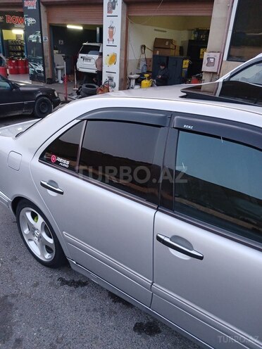 Mercedes E 220 d 1998, 398,000 km - 2.2 l - Bakı