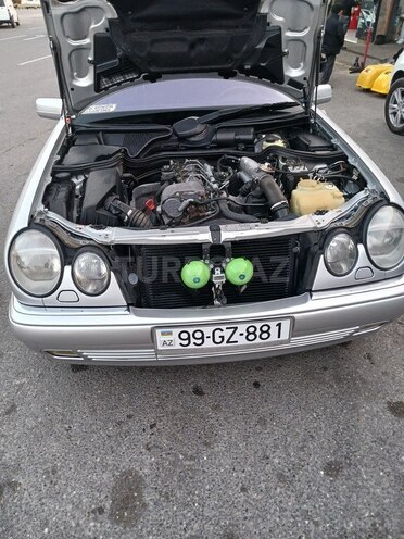 Mercedes E 220 d 1998, 398,000 km - 2.2 l - Bakı