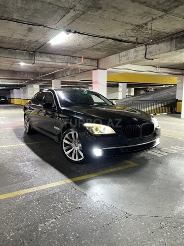 BMW 750 2009, 270,999 km - 4.4 l - Bakı