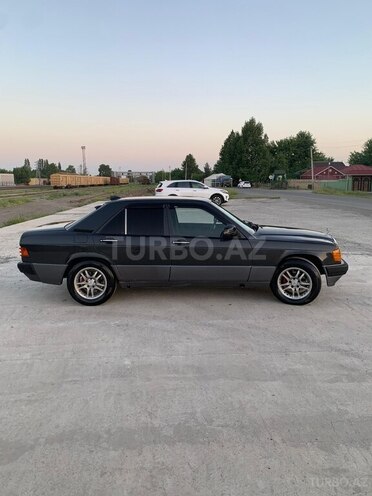 Mercedes 190 1991, 325,000 km - 2.0 l - Bərdə