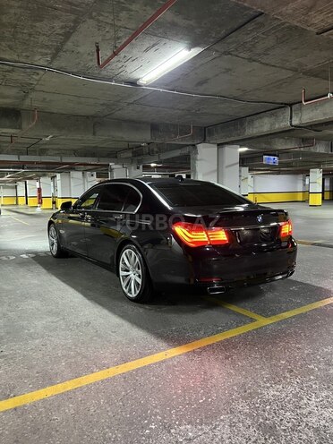 BMW 750 2009, 270,999 km - 4.4 l - Bakı