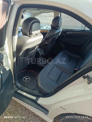 Mercedes C 230 2006, 220,000 km - 2.5 л - Şamaxı