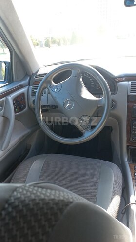 Mercedes E 240 1999, 270,000 km - 2.4 l - Bakı