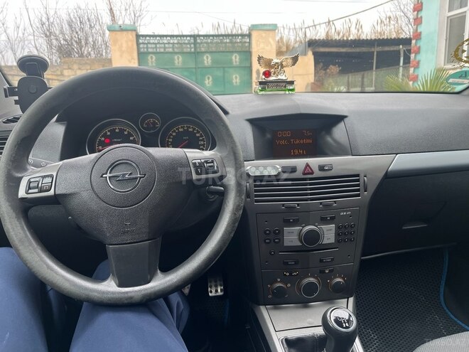 Opel Astra 2006, 280,000 km - 1.4 l - Bakı