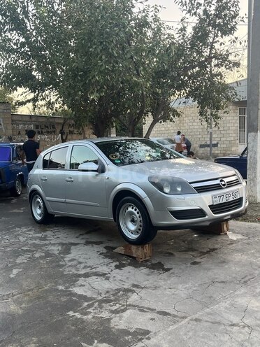Opel Astra 2006, 280,000 km - 1.4 l - Bakı