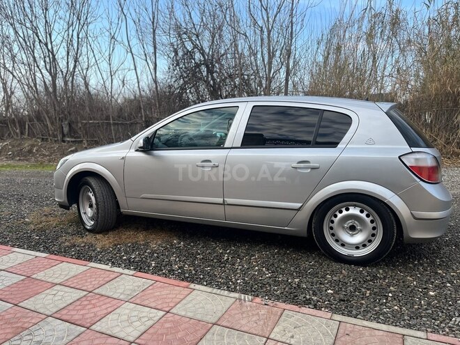Opel Astra 2006, 280,000 km - 1.4 l - Bakı