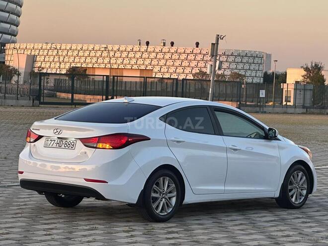 Hyundai Elantra 2015, 134,117 km - 1.8 л - Bakı