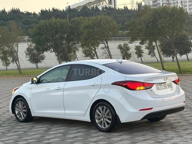Hyundai Elantra 2015, 134,117 km - 1.8 л - Bakı