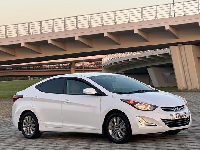 Hyundai Elantra 2015, 134,117 km - 1.8 л - Bakı