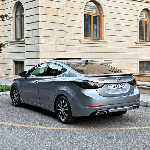 Hyundai Elantra 2015, 201,500 km - 1.8 l - Bakı