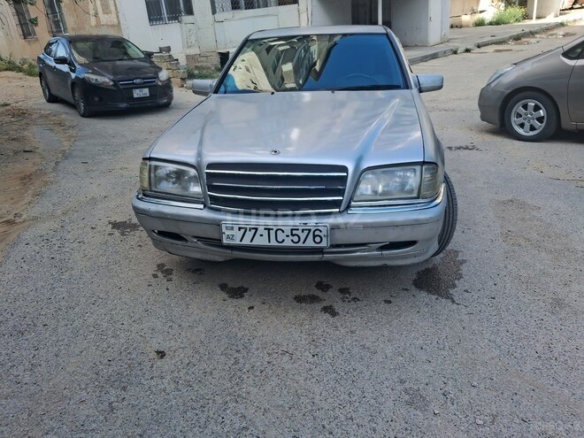 Mercedes C 200 1995, 310,000 km - 2.0 л - Bakı