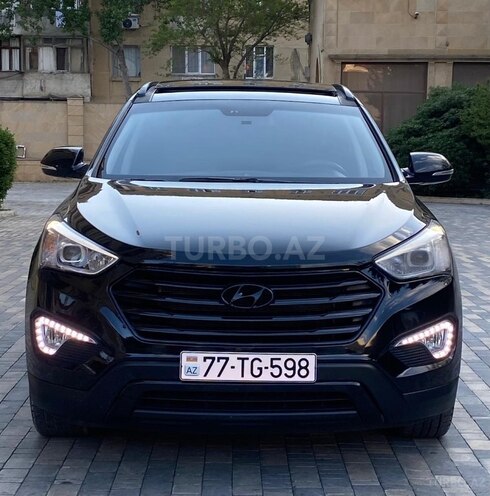 Hyundai Grand Santa Fe-1