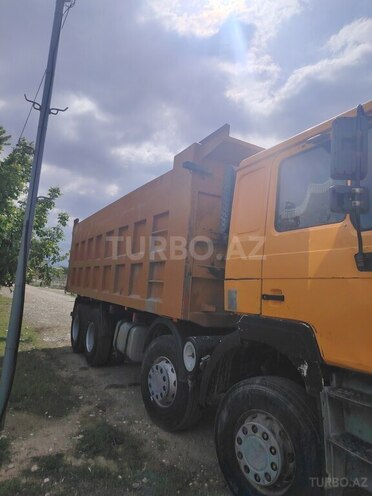 Shacman F2000 2011, 394,260 km - 12.0 l - Goranboy