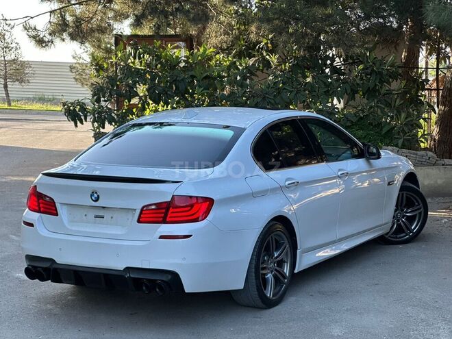 BMW 530 2010, 300,000 km - 3.0 l - Gəncə
