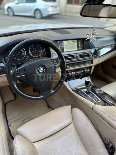 BMW 530 2010, 300,000 km - 3.0 l - Gəncə