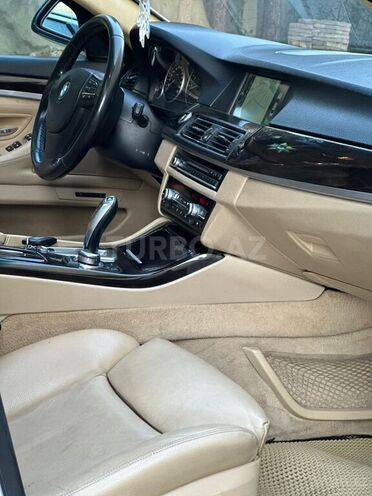 BMW 530 2010, 300,000 km - 3.0 l - Gəncə