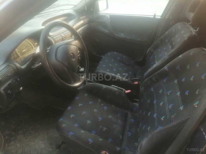 Opel Astra 1994, 286,000 km - 1.6 l - Bakı