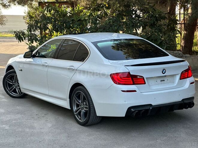 BMW 530 2010, 300,000 km - 3.0 l - Gəncə