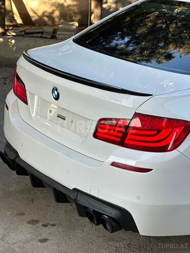 BMW 530 2010, 300,000 km - 3.0 l - Gəncə