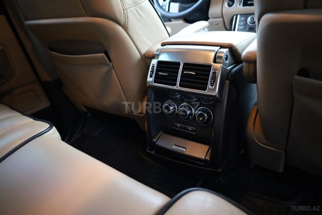 Land Rover Range Rover 2012, 280,000 km - 4.4 l - Bakı