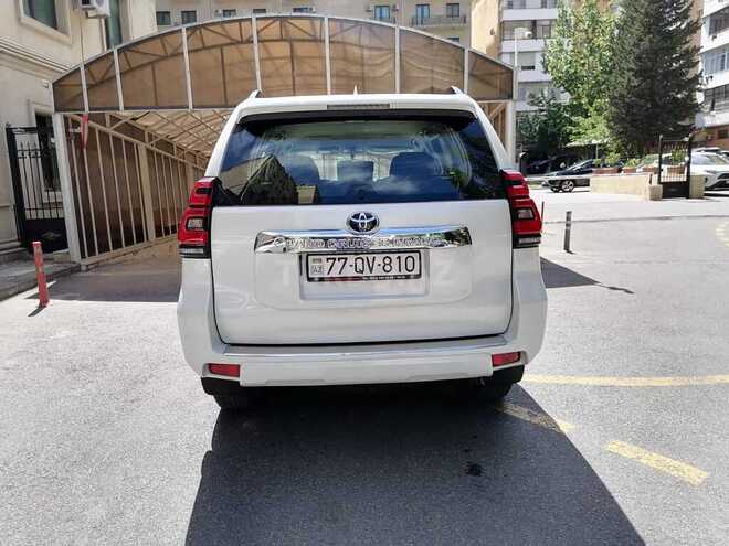 Toyota Land Cruiser Prado 2022, 3,500 km - 2.7 л - Bakı