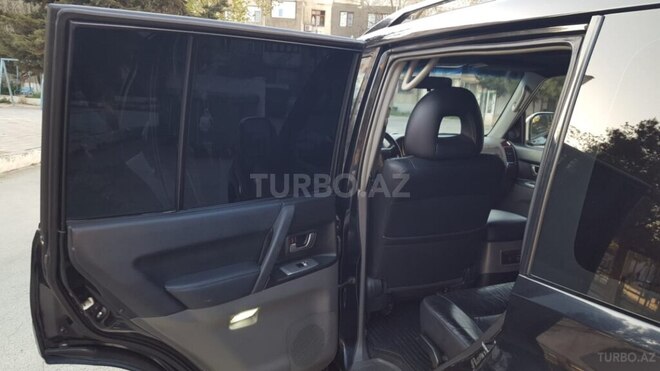 Mitsubishi Pajero 2005, 320,000 km - 3.0 l - Gəncə