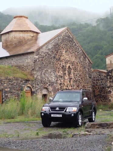 Mitsubishi Pajero 2005, 320,000 km - 3.0 l - Gəncə