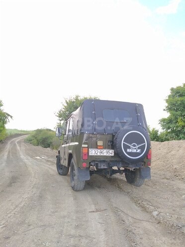 UAZ 469 1984, 120,000 km - 2.4 l - Ağsu