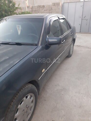 Mercedes C 200 1997, 320,000 km - 2.0 l - Sumqayıt